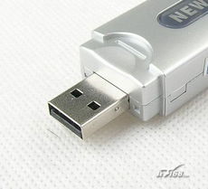 紐曼手機電池通訊王 紅外功能加持，超強續(xù)航的通訊利器